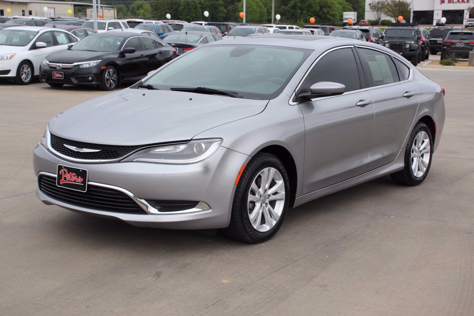 Pre-Owned 2017 Chrysler 200 Limited 4D Sedan in Longview #A3829A ...