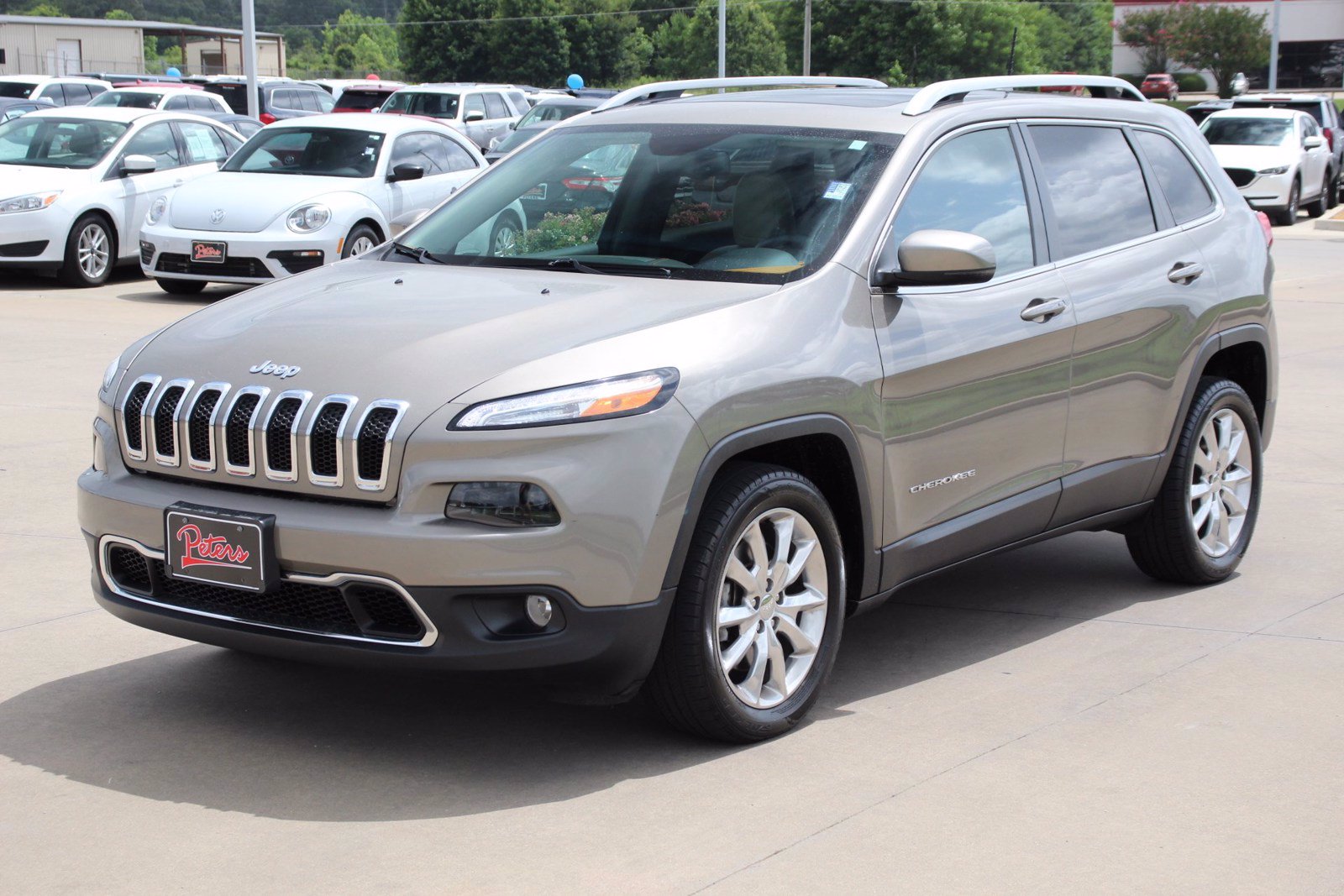 PreOwned 2016 Jeep Cherokee Limited SUV in Longview