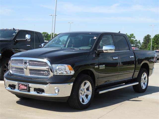 New 2018 Ram 1500 Lone Star Silver Crew Cab in Longview #8D800 | Peters ...