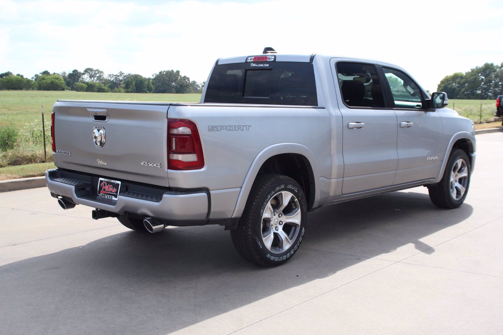 New 2020 Ram 1500 Laramie Crew Cab in Longview #20D1098 | Peters ...