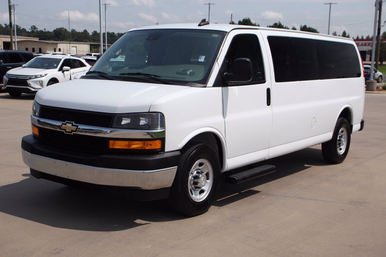 Pre-Owned 2019 Chevrolet Express 3500 LT Extended Passenger Van In ...