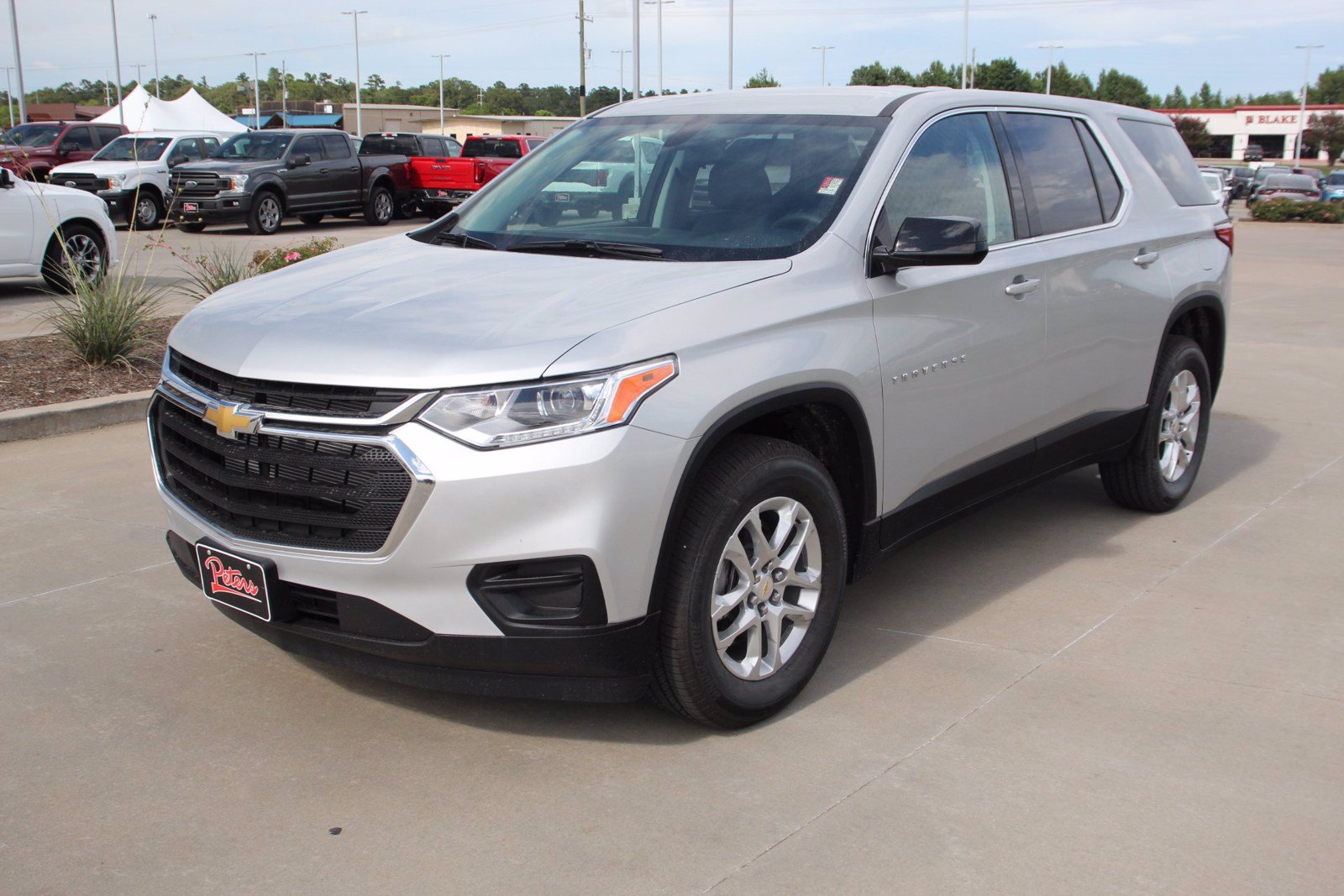 New 2020 Chevrolet Traverse LS SUV in Longview #20C1033 | Peters ...