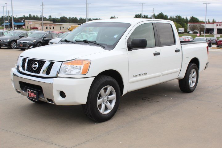 Pre-Owned 2012 Nissan Titan SV Crew Cab in Longview #8D1150A | Peters ...