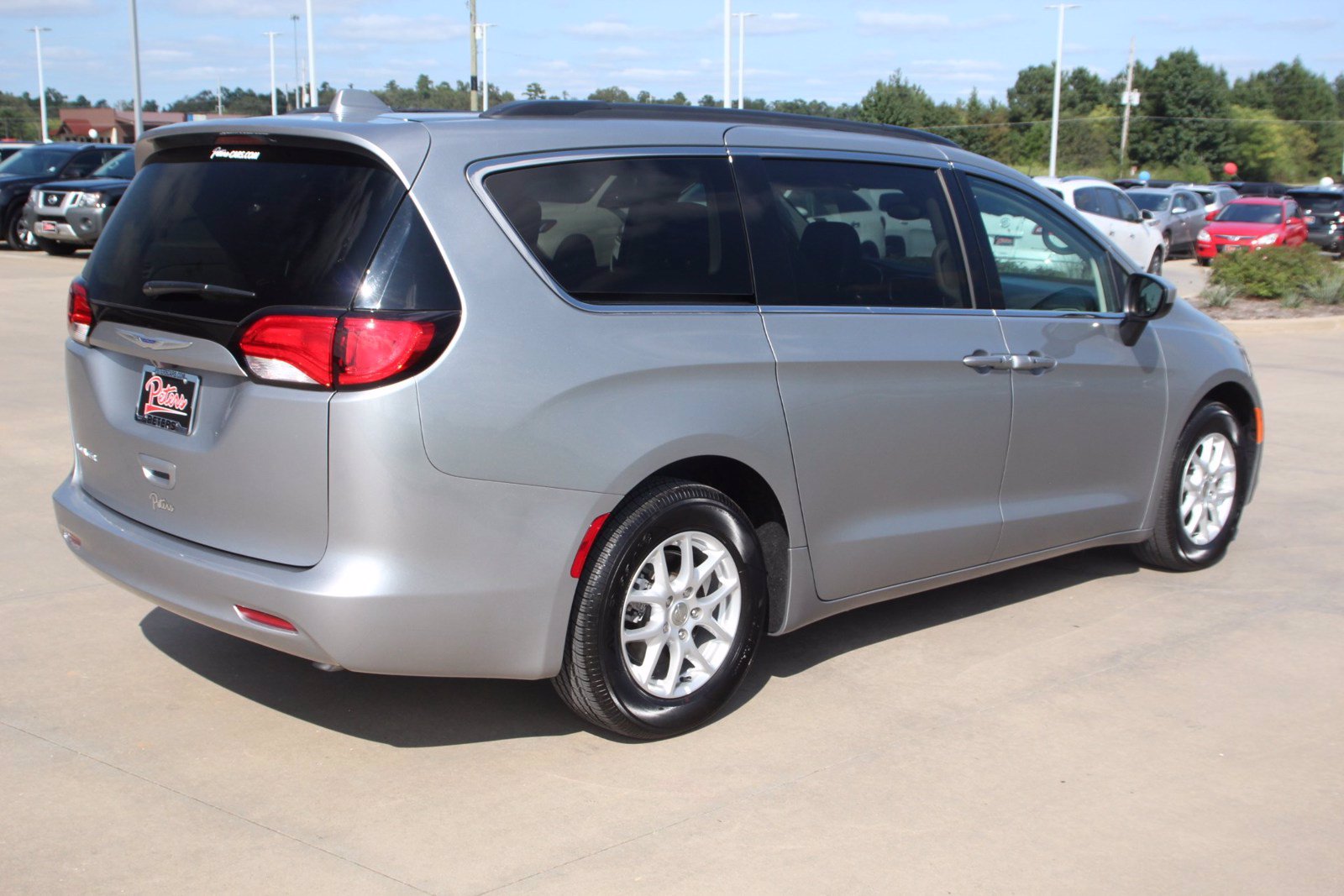 Pre-Owned 2020 Chrysler Voyager LXI 4D Passenger Van in Longview #A4576 ...