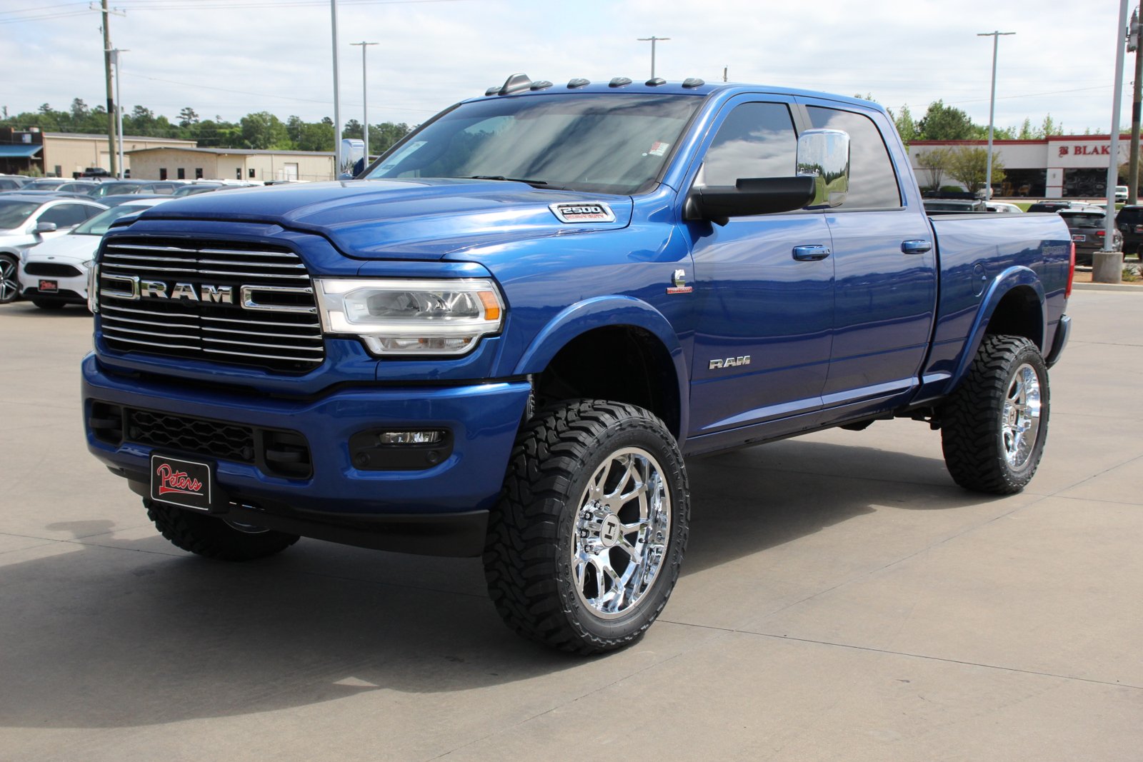 New 2019 Ram 2500 Laramie Crew Cab in Longview #9D1264 | Peters ...