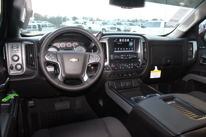 New 2018 Chevrolet Silverado 1500 LT Crew Cab in Longview #8C2406 ...