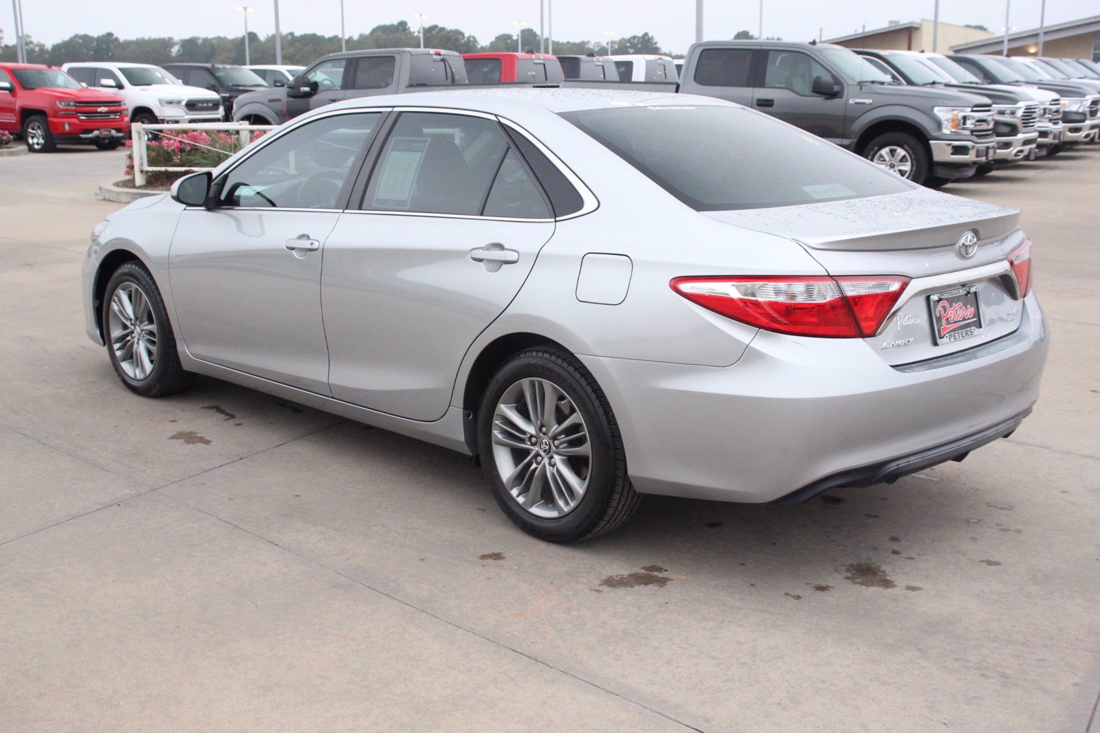 Pre-Owned 2015 Toyota Camry SE 4D Sedan in Longview #20D250A | Peters ...