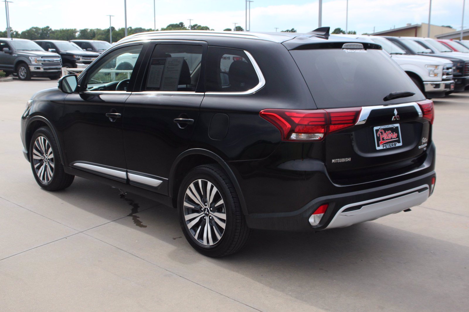 Pre-Owned 2019 Mitsubishi Outlander SE SUV in Longview #10028P | Peters ...