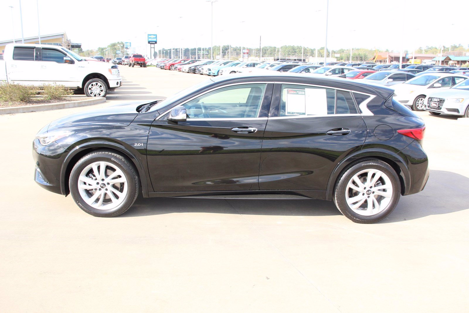 Pre-Owned 2019 INFINITI QX30 PURE SUV in Longview #A4144 | Peters